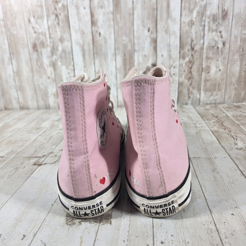 Converse Chuck Taylor All Star Hi Pink Red Lips Embroidered Sneakers A01603F 9W - Picture 3 of 8